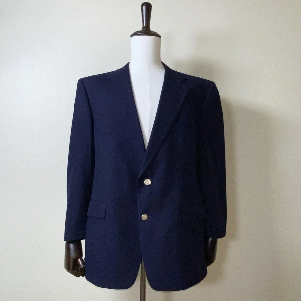 Vintage Burberrys Navy Blazer Men's 43S Super 100's Wool Gold Crest Buttons USA
